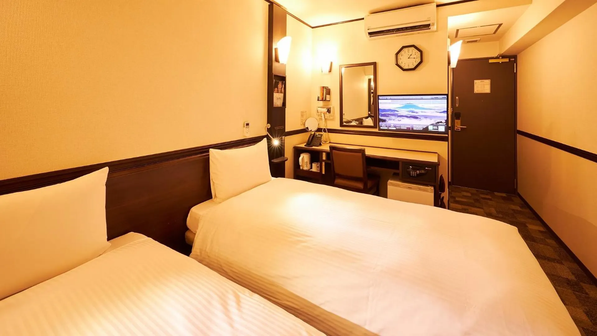 Toyoko Inn Tokyo Ueno Tawaramachi Eki 3*,  Japan