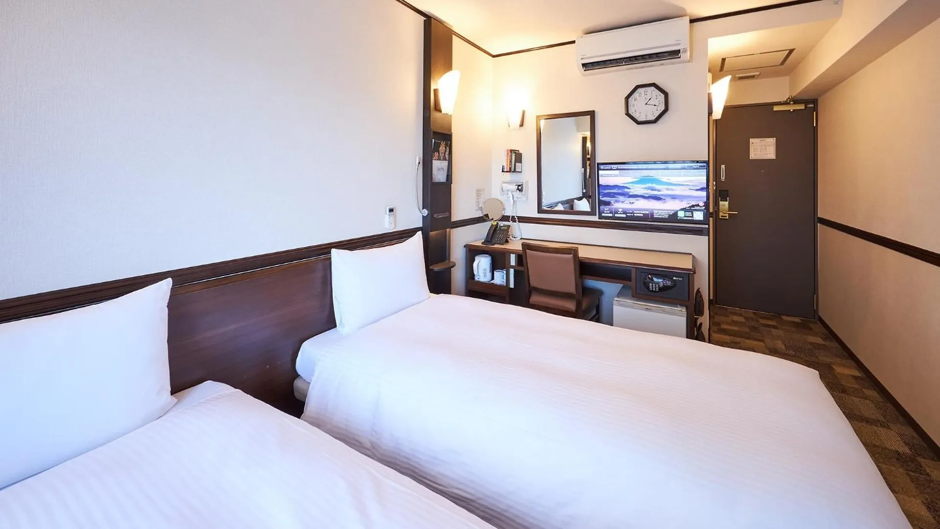 *** Hotell Toyoko Inn Tokyo Ueno Tawaramachi Eki Japan
