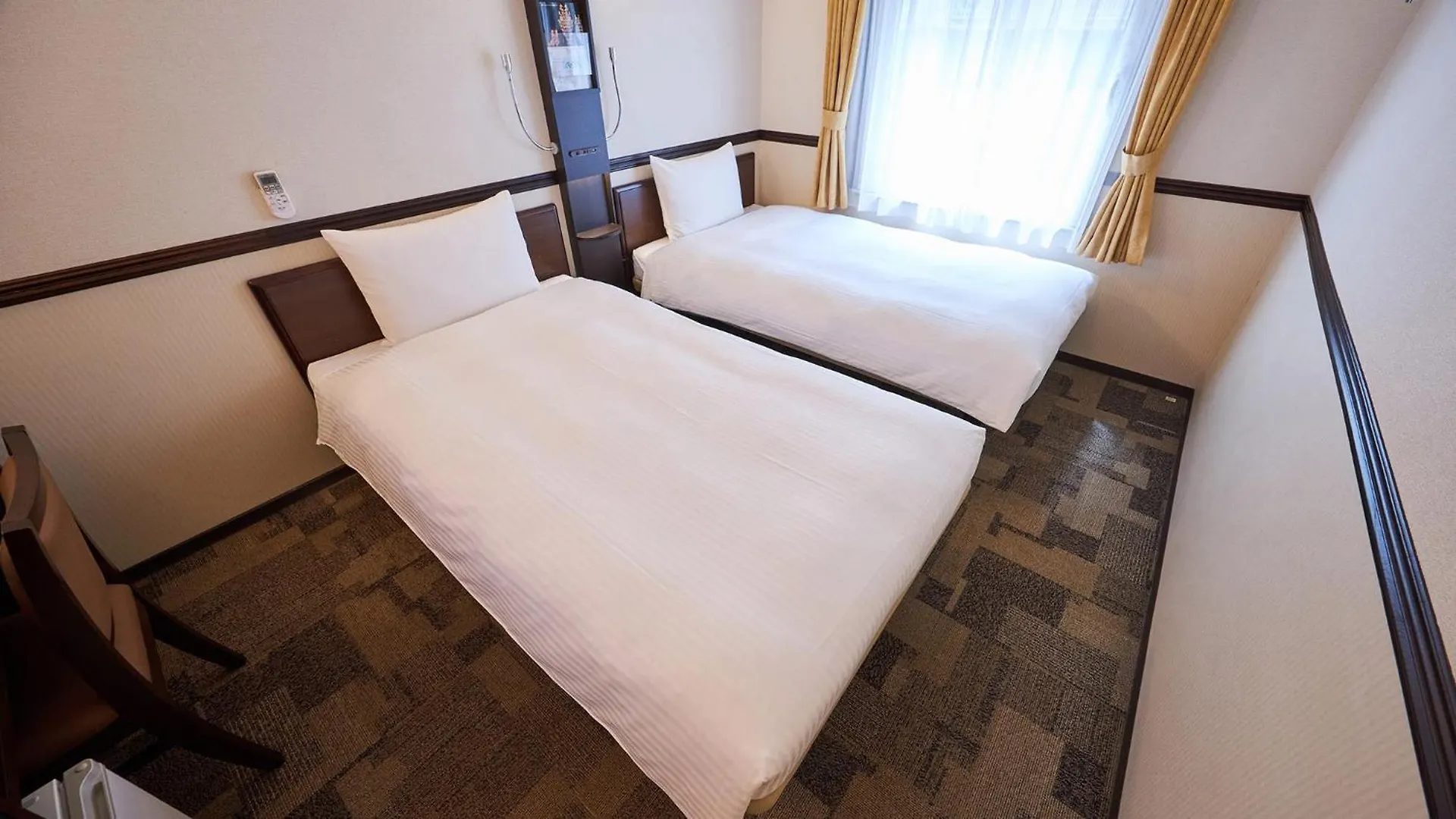 Toyoko Inn Tokyo Ueno Tawaramachi Eki